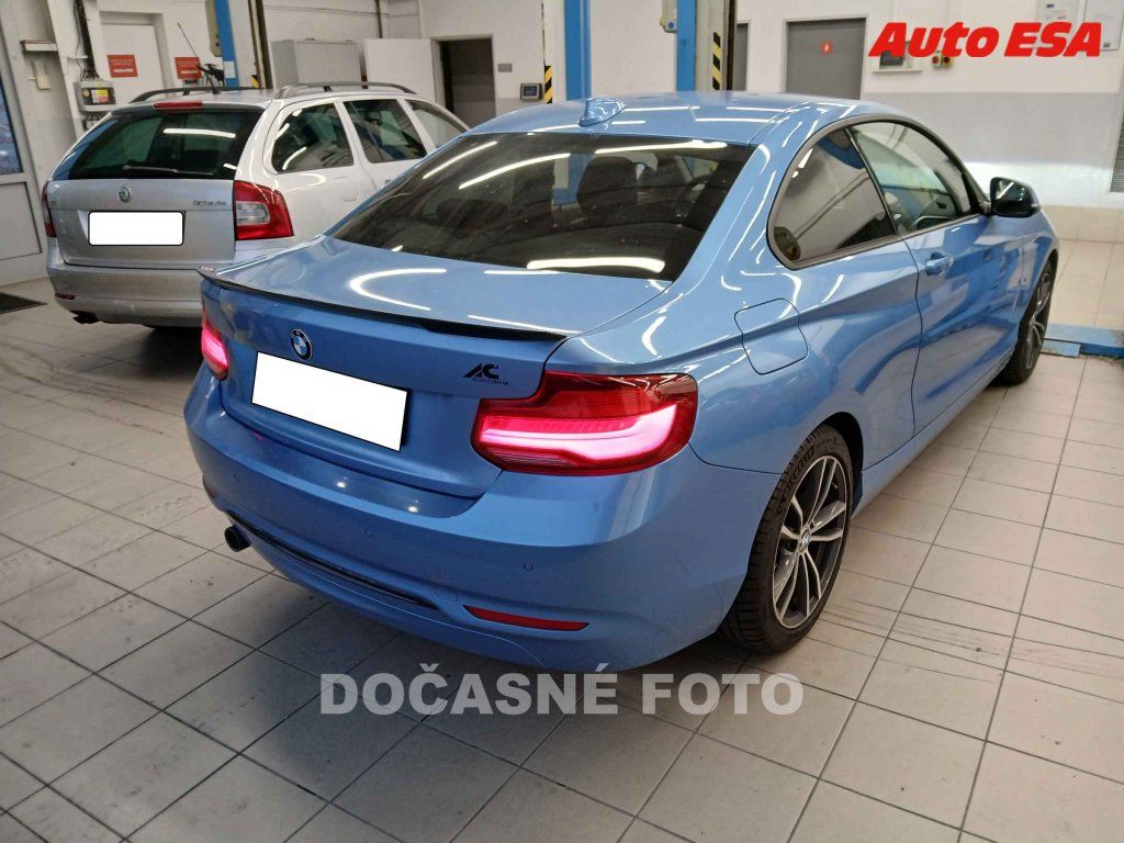 BMW Řada 2, 1.8d,ČR - fotka 2