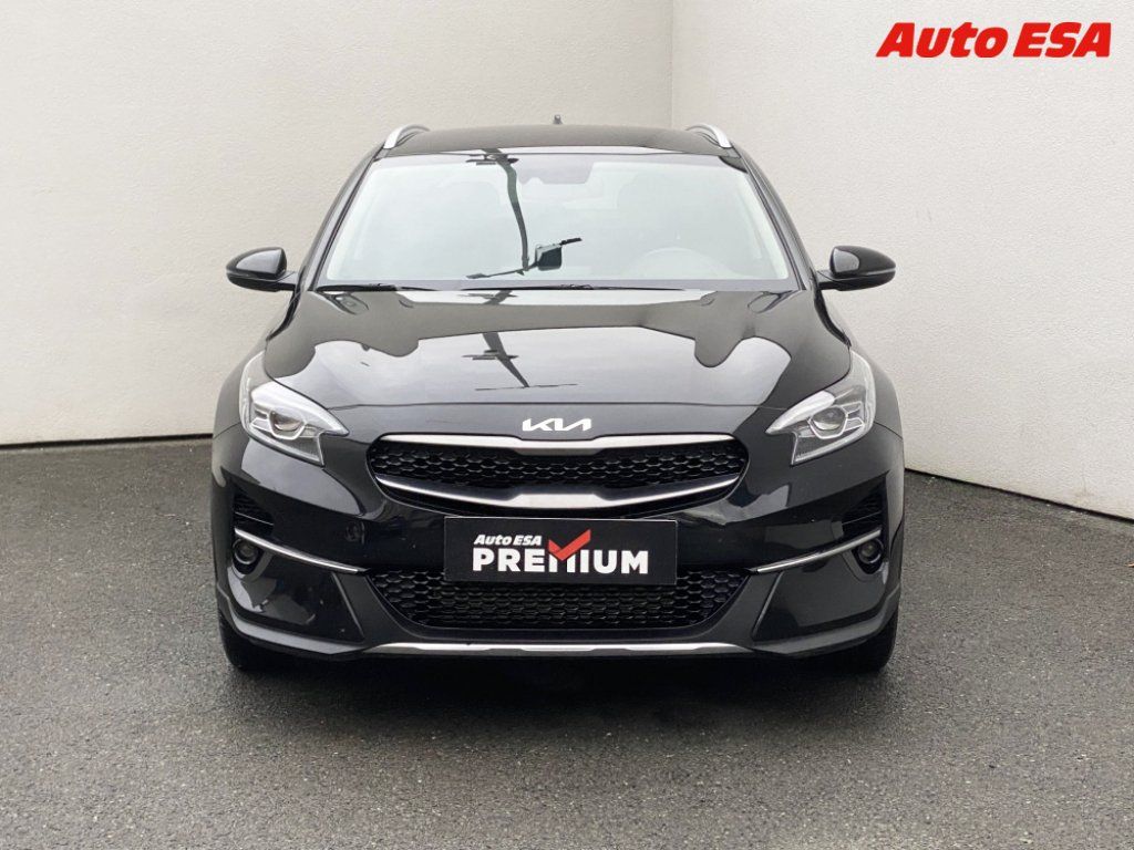 Kia XCee´d, 1.5 T-GDi,AT - fotka 2