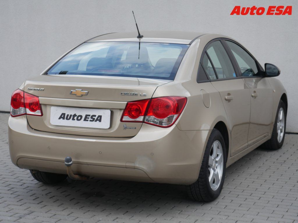Chevrolet Cruze, 1.6 i,ČR - fotka 4