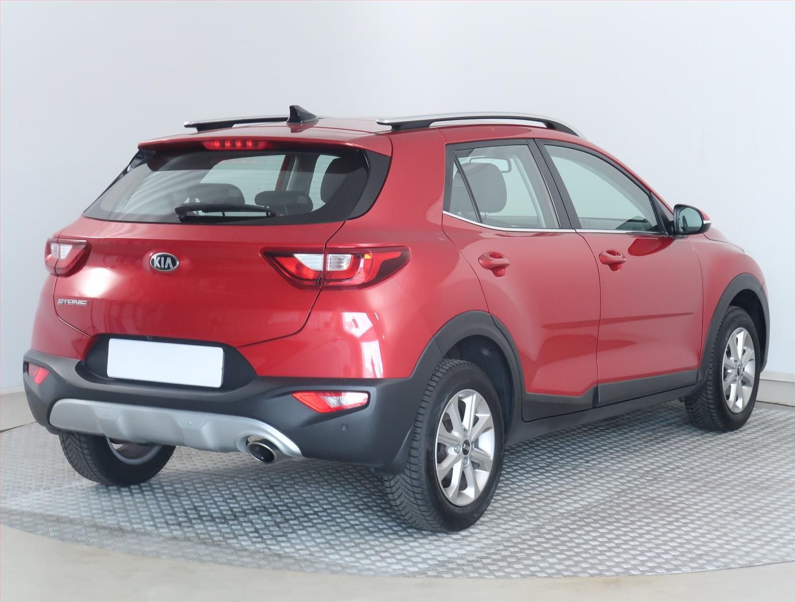 Kia Stonic, 1.4 CVVT, Serv.kniha, Navi - fotka 5