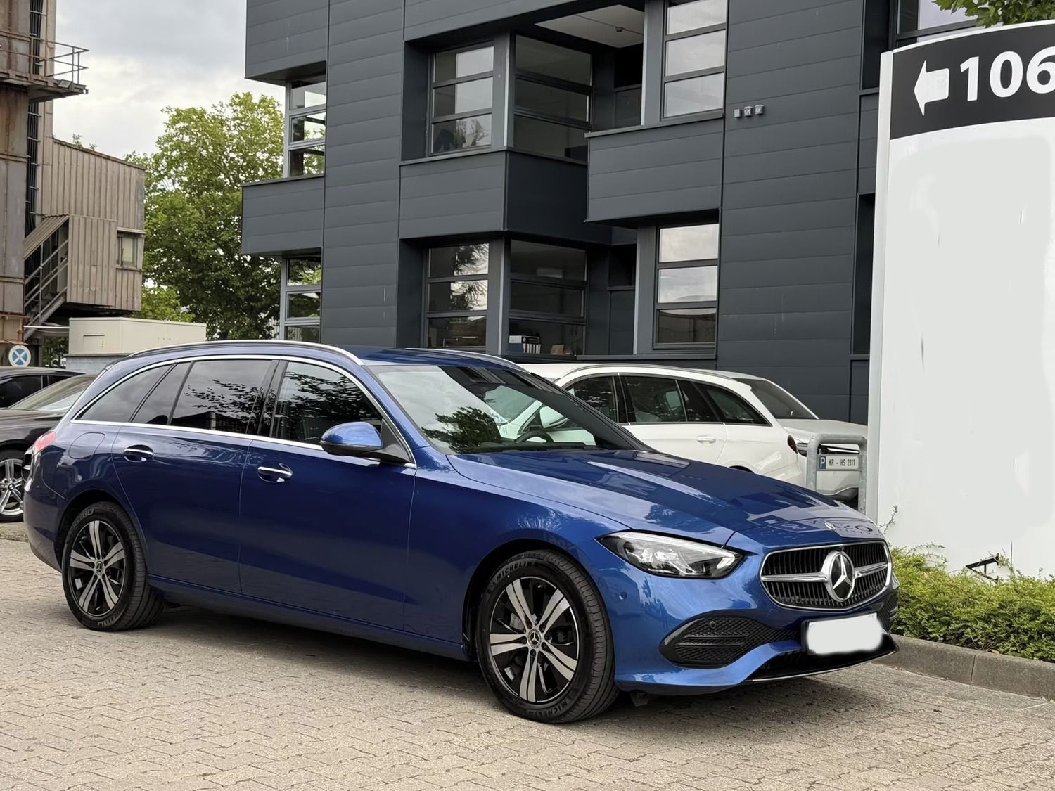 Mercedes-Benz Třídy C, 300 de 4M T Avantgarde Advan. - fotka 3