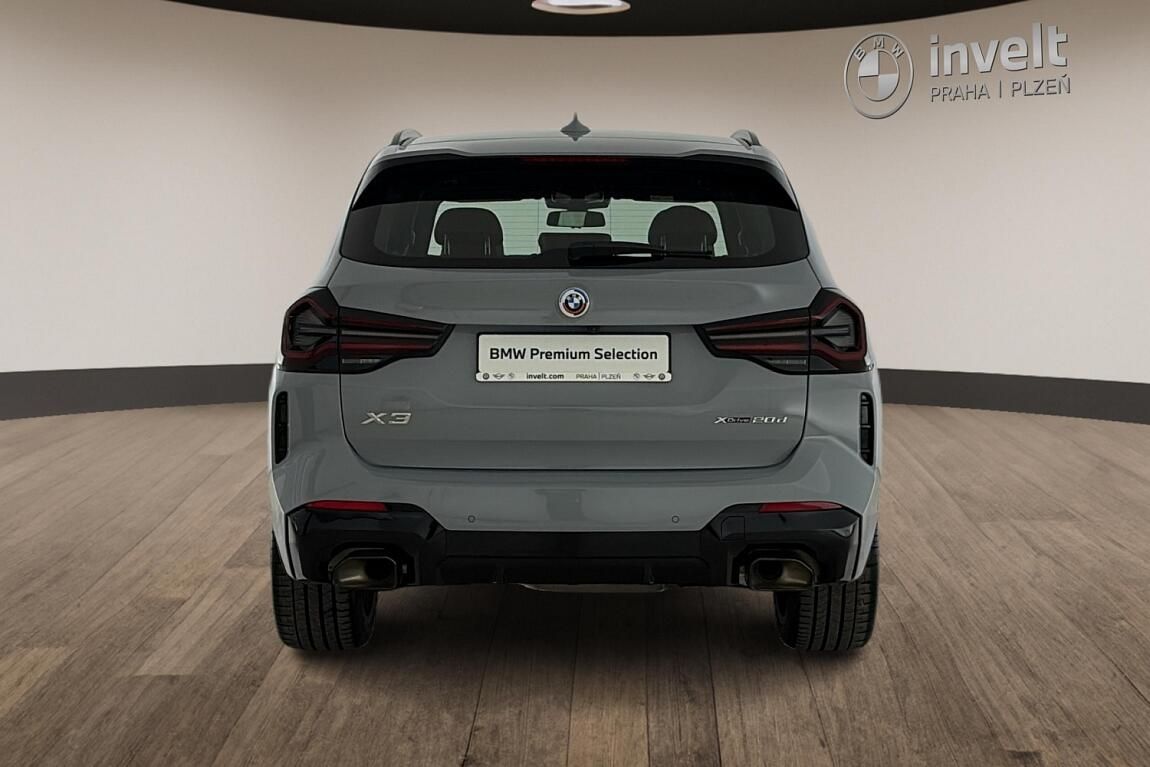 BMW X3, xDrive20d - fotka 4