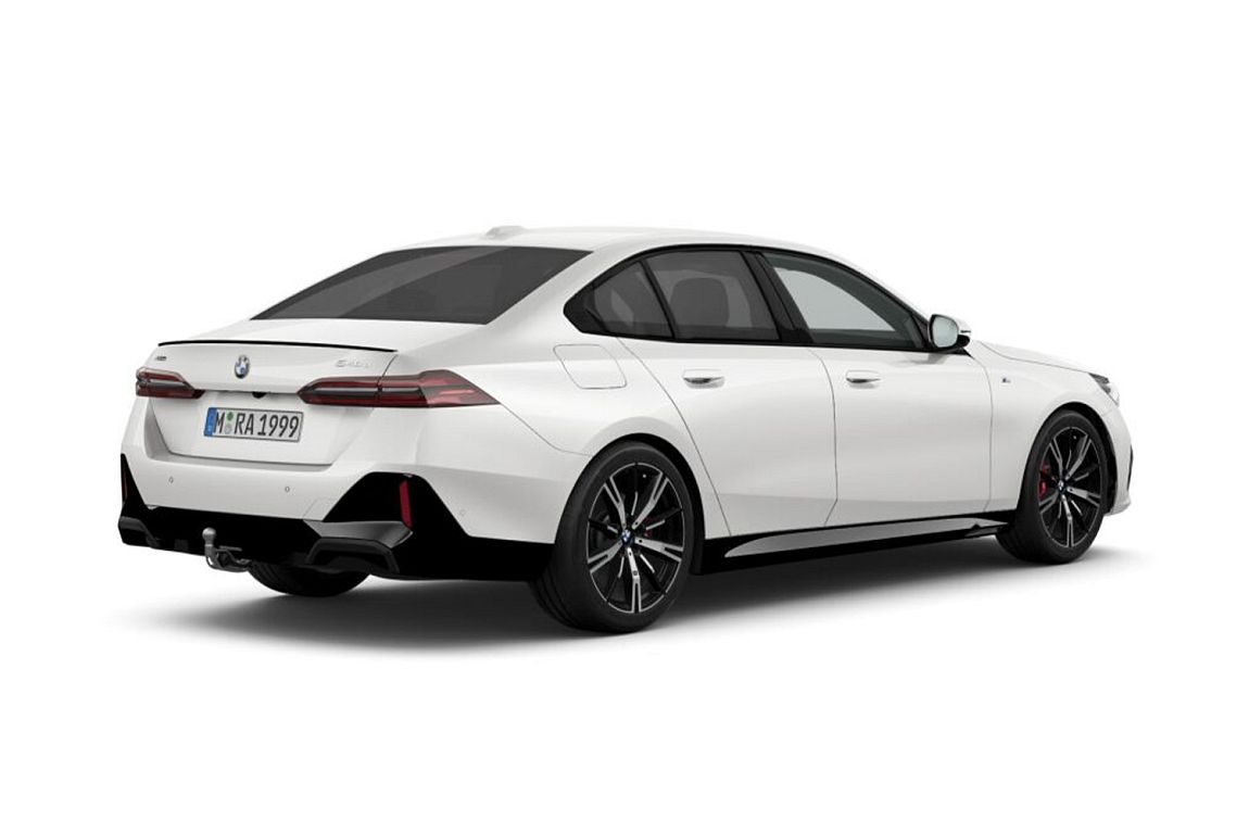 BMW Řada 5, 540d xDrive Sedan - fotka 2