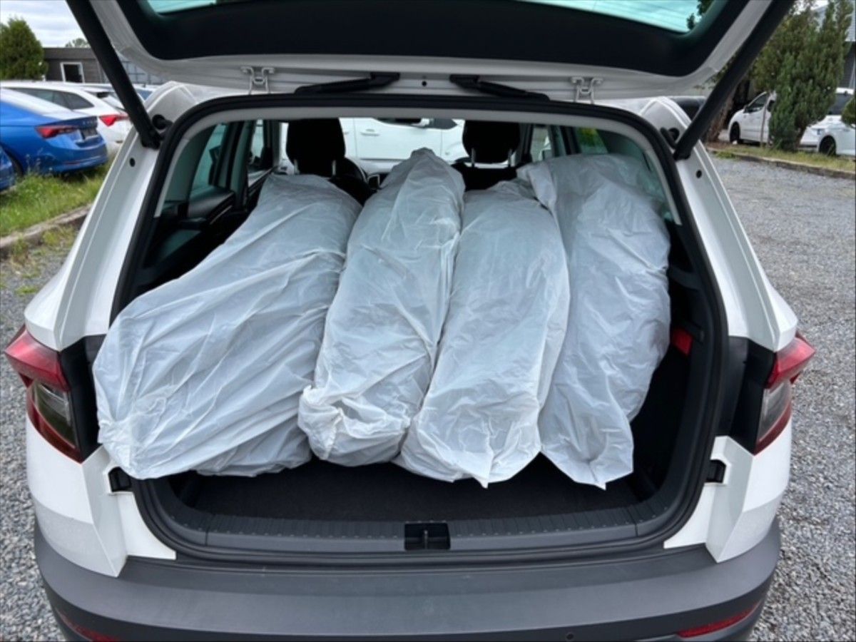 Škoda Karoq, 1,6 TDI 85 Style - fotka 6