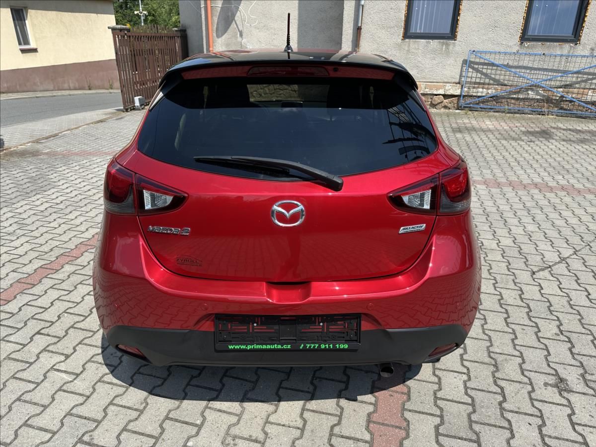 Mazda 2, 1,5 - fotka 4
