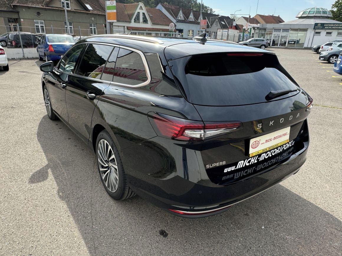Škoda Superb, Combi L&K iV 1,5 TSI DSG - fotka 6