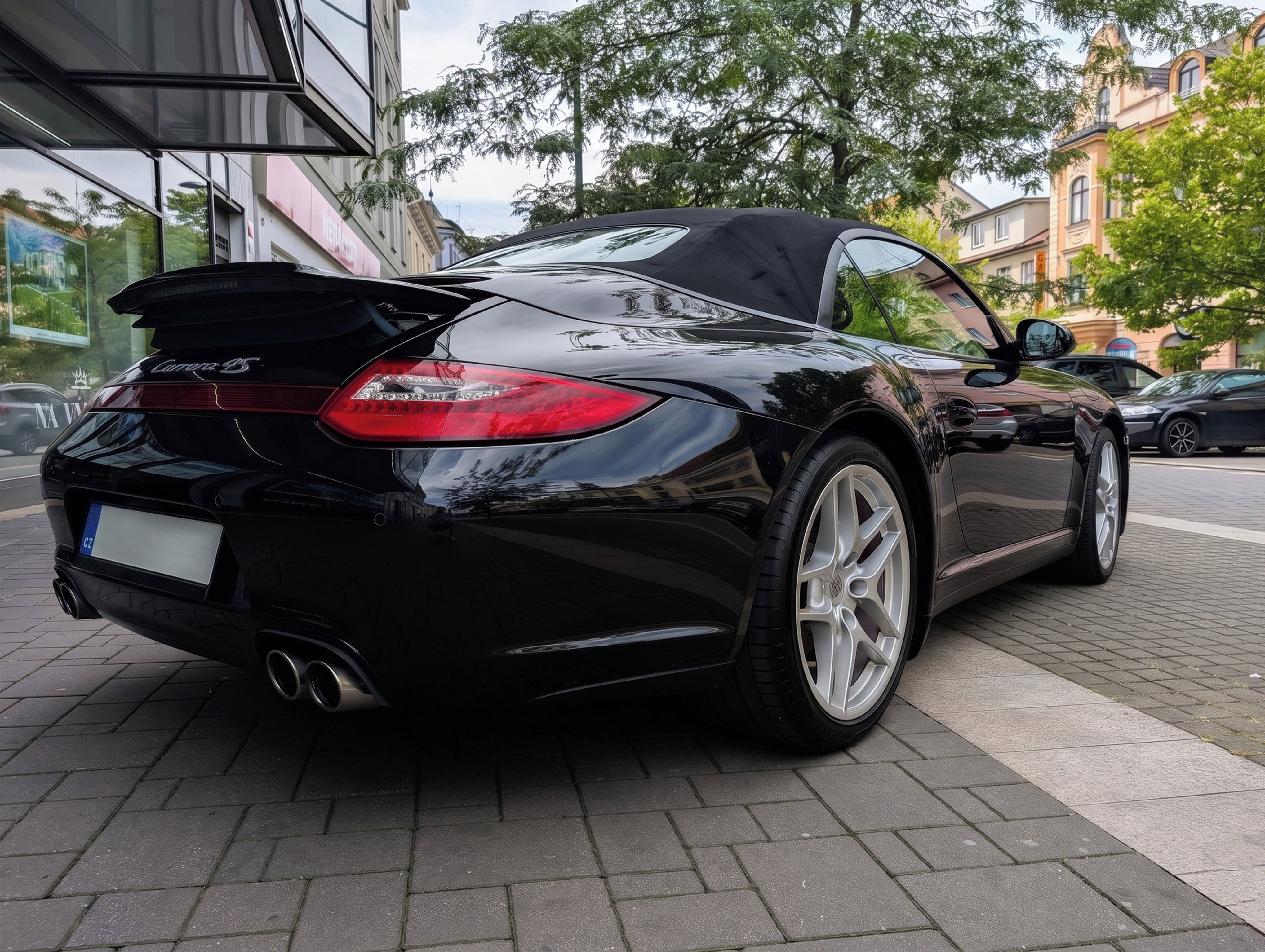 Porsche 911, PORSCHE 911 CARRERA - fotka 3