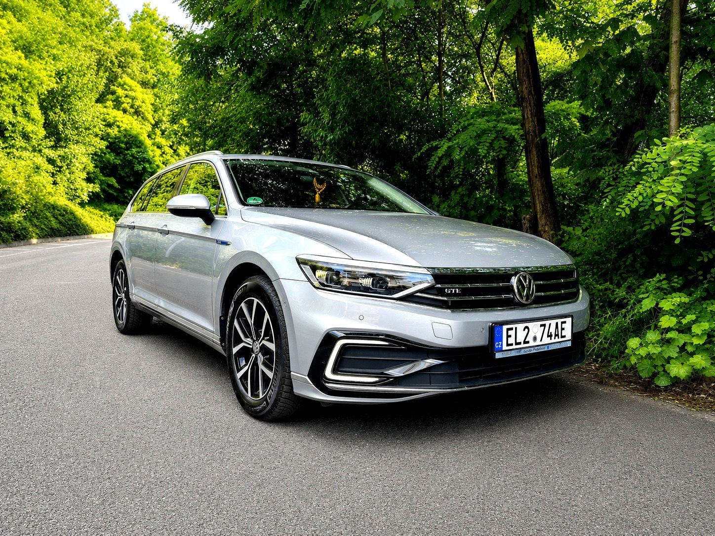 Volkswagen Passat, VW Passat Variant GTE 1majitel - fotka 2