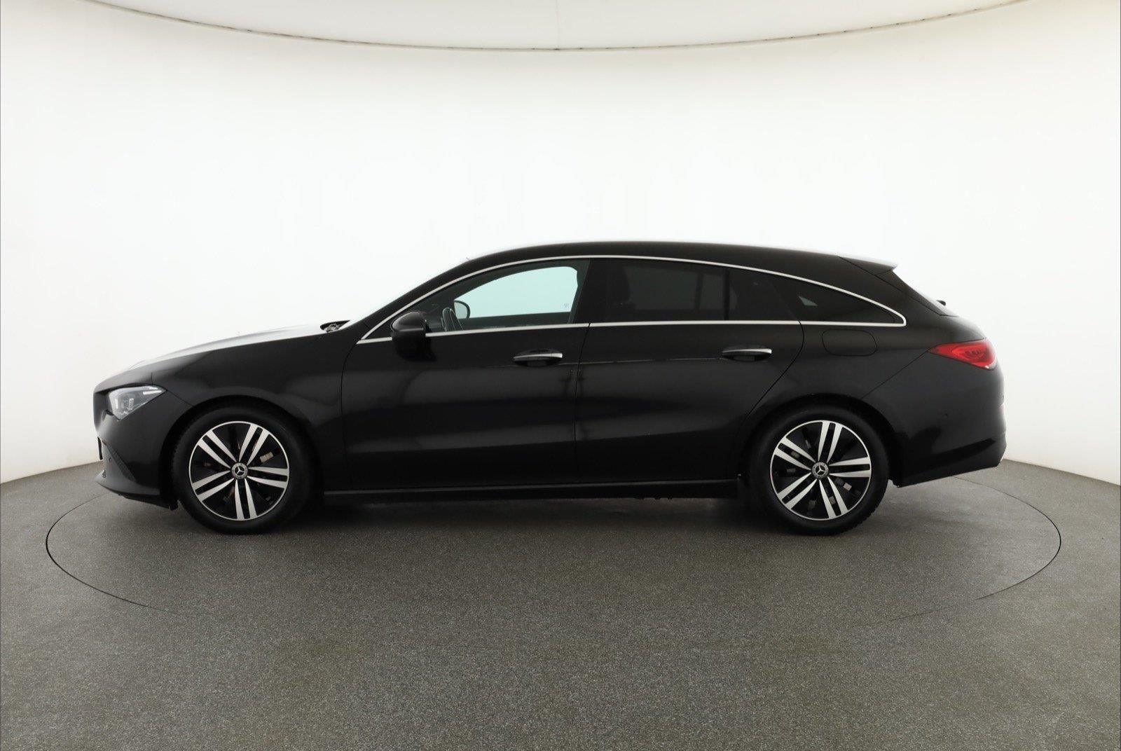 Mercedes-Benz CLA, 220 d 4MATIC, 4X4, Automat - fotka 3