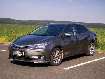 1.6 / Top stav / Servis Toyota