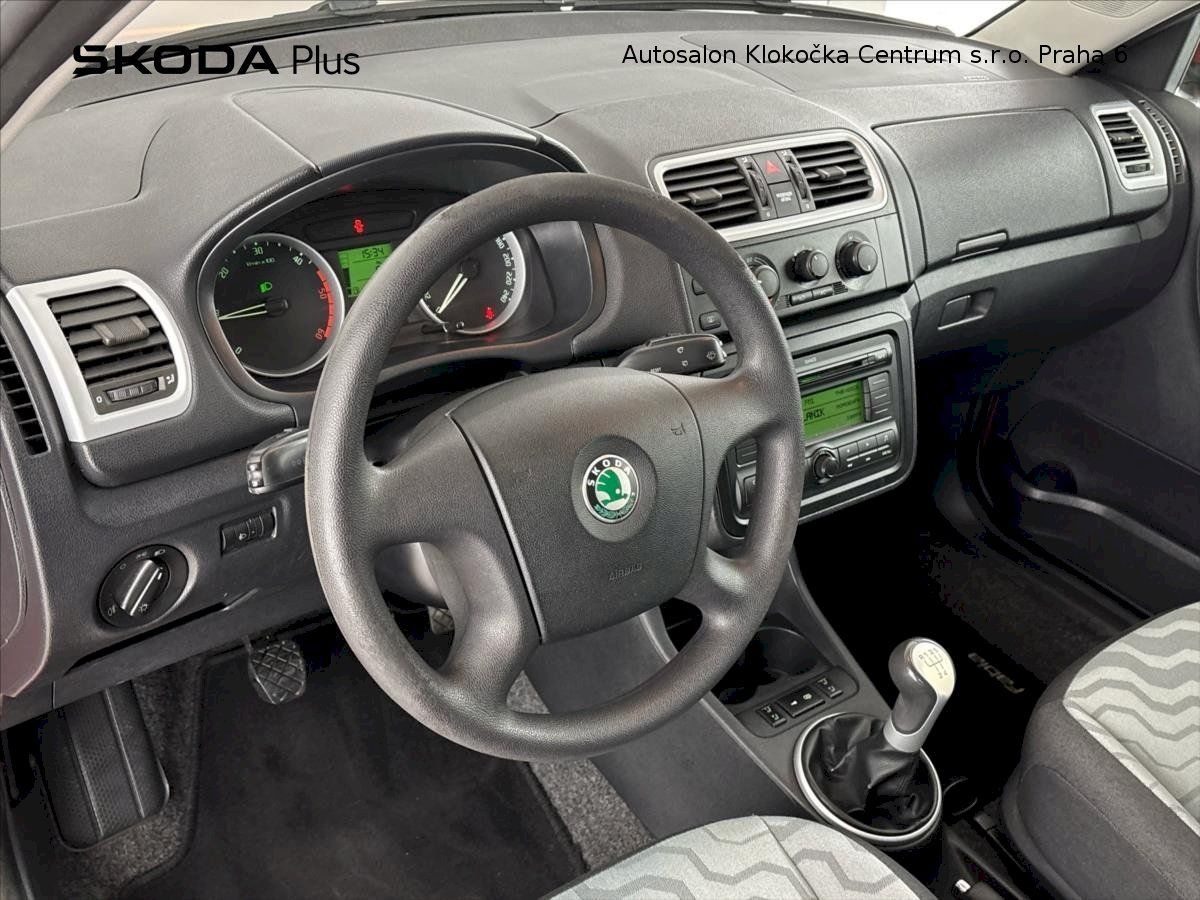 Škoda Fabia, TDI77 kW Ambiente - fotka 6