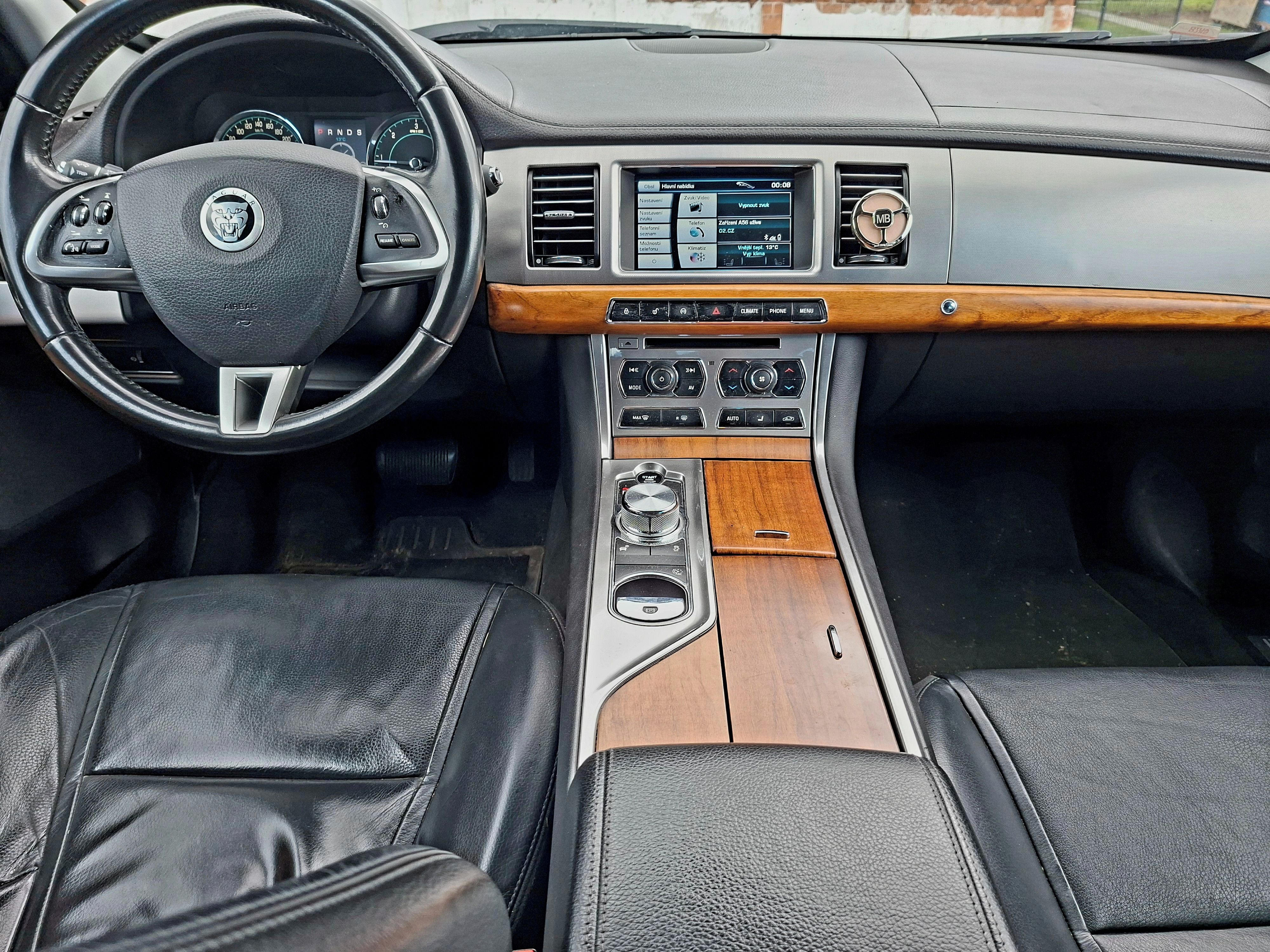 Jaguar XF, Jaguar XF, 2.2Disel,kompl.serv - fotka 6