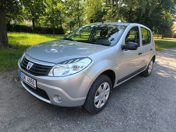 1.2 55 kW benzín 66 000 mm