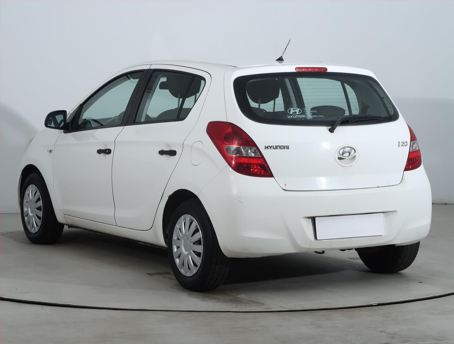 Hyundai i20, 1.2, po STK, levný provoz - fotka 4