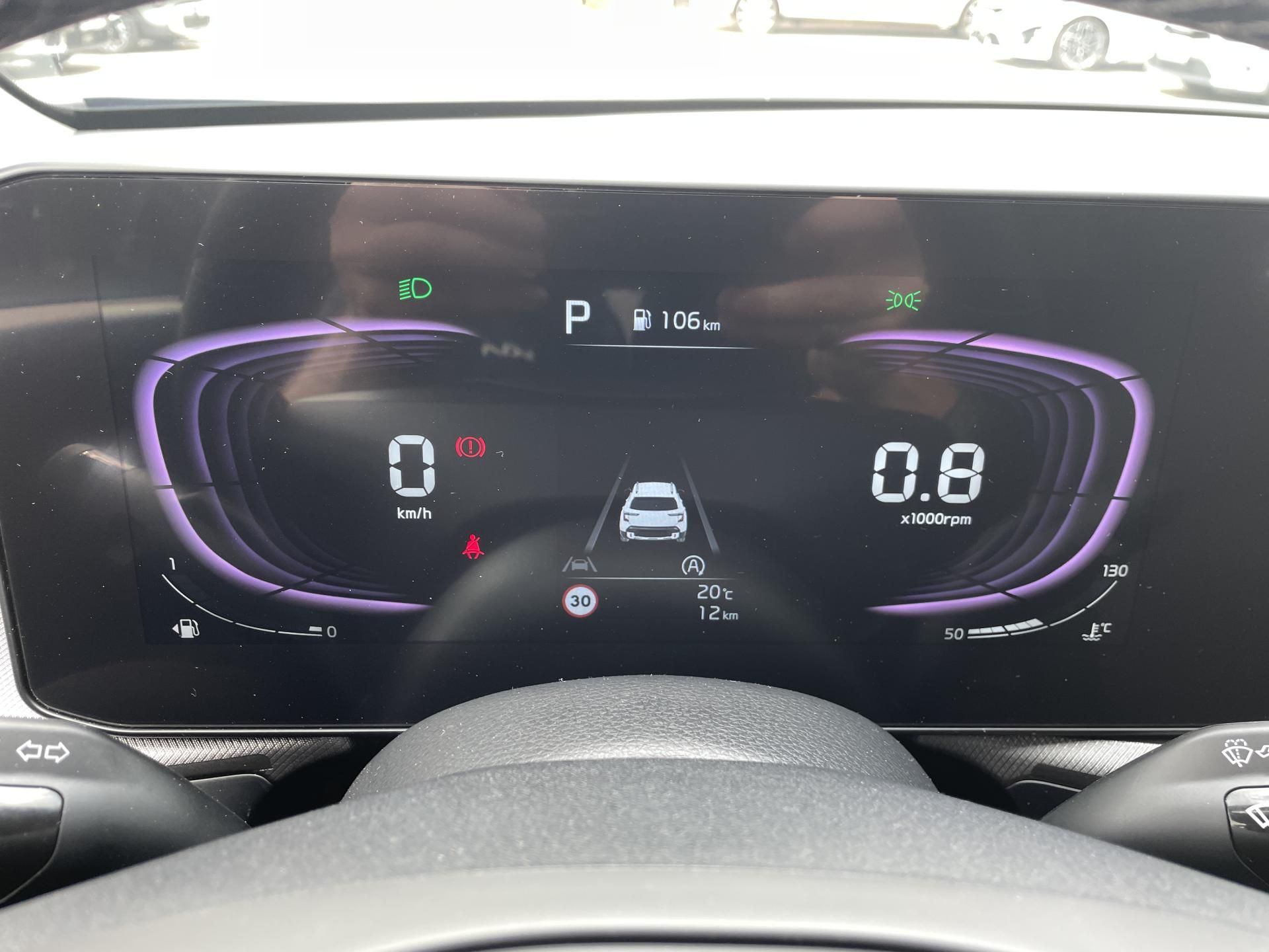 Kia Stonic, 1,0T-GDi SPIN 7DCT - fotka 6