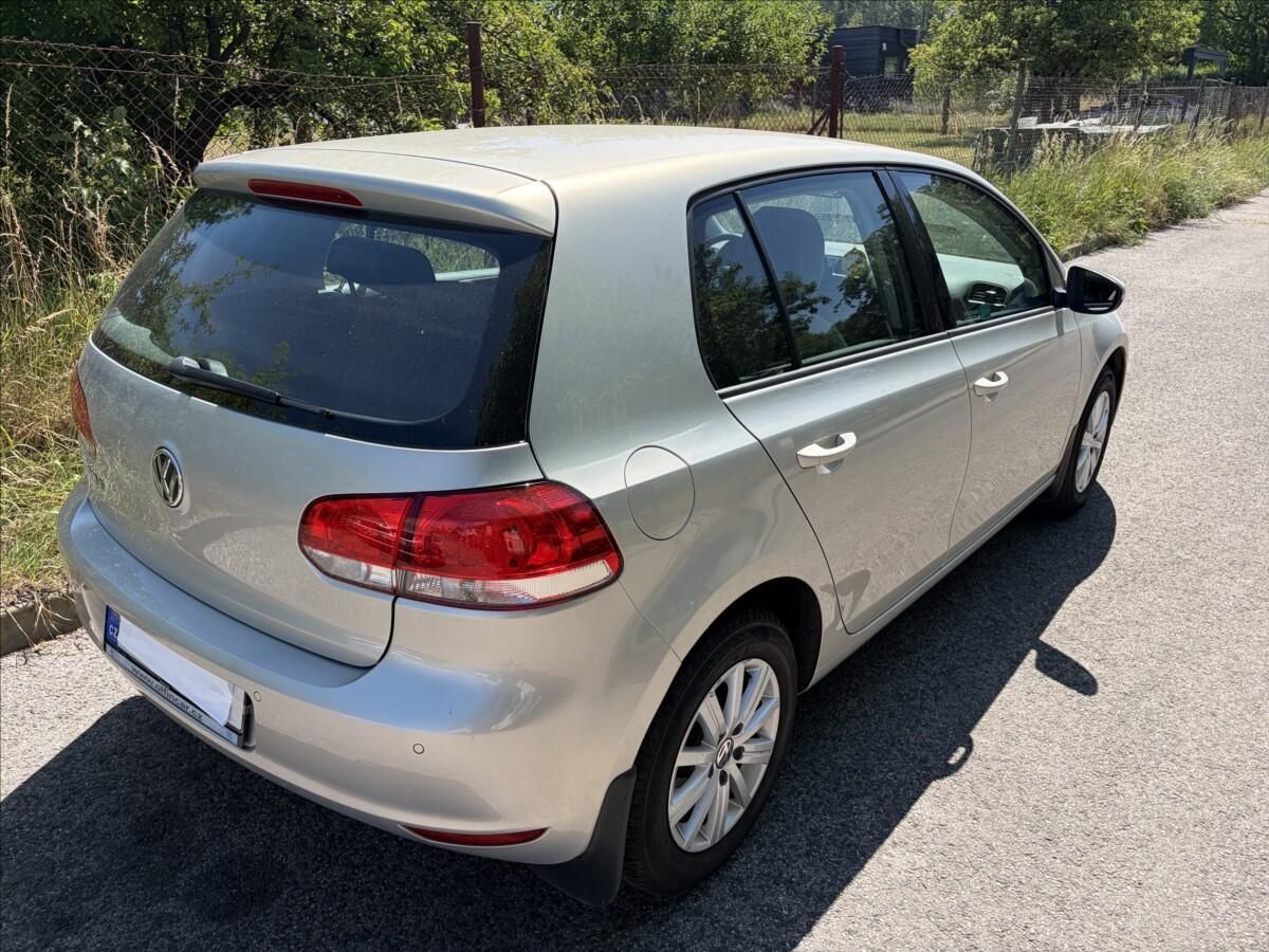 Volkswagen Golf, 1,2 1.2 TSI, 1.maj, CZ,servisk - fotka 5
