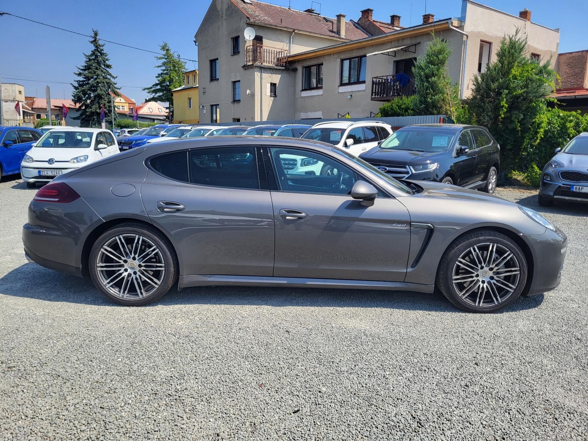 Porsche Panamera, Diesel 3.0 V6 221kW - fotka 5