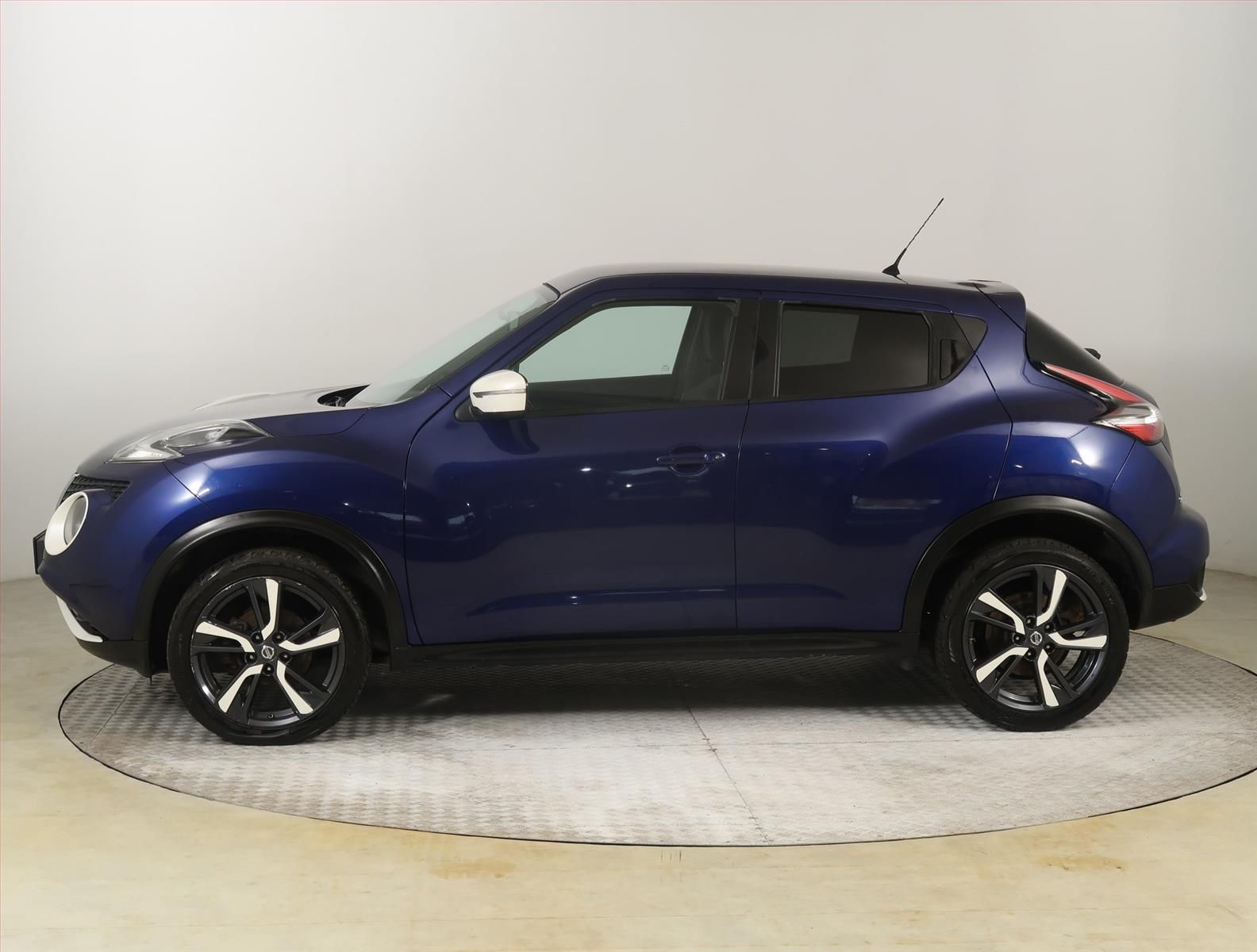 Nissan Juke, 1.2 DIG-T, Serv.kniha, Navi - fotka 3