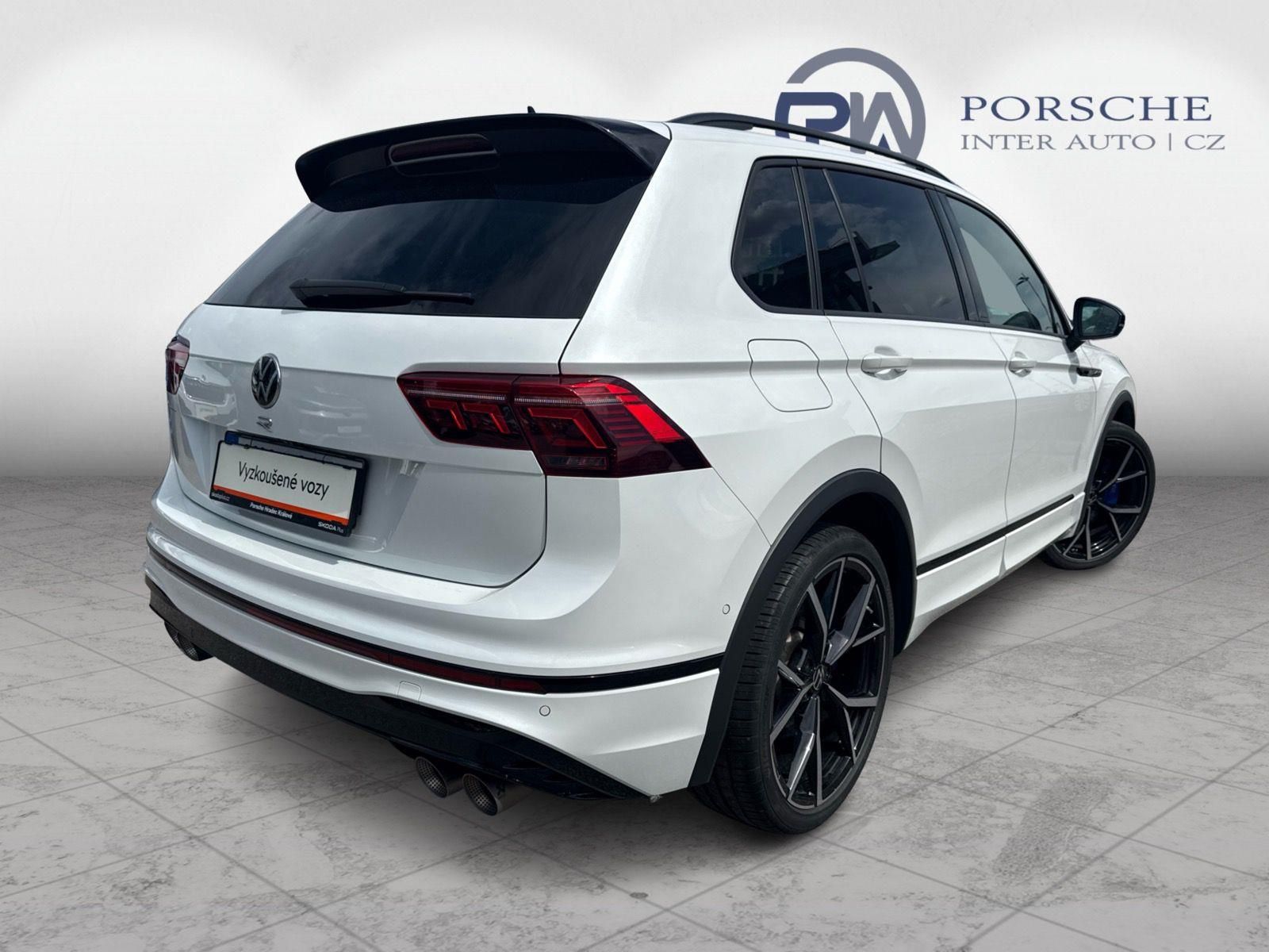 Volkswagen Tiguan, R 2.0 TSI 235Kw DSG Akrapovič - fotka 2