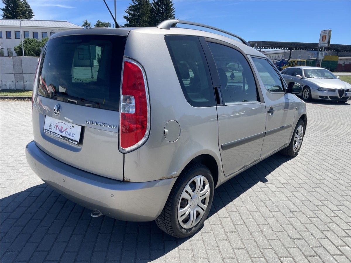 Škoda Roomster, 1,2 TSi 63kw Ambiente Klima ES - fotka 4