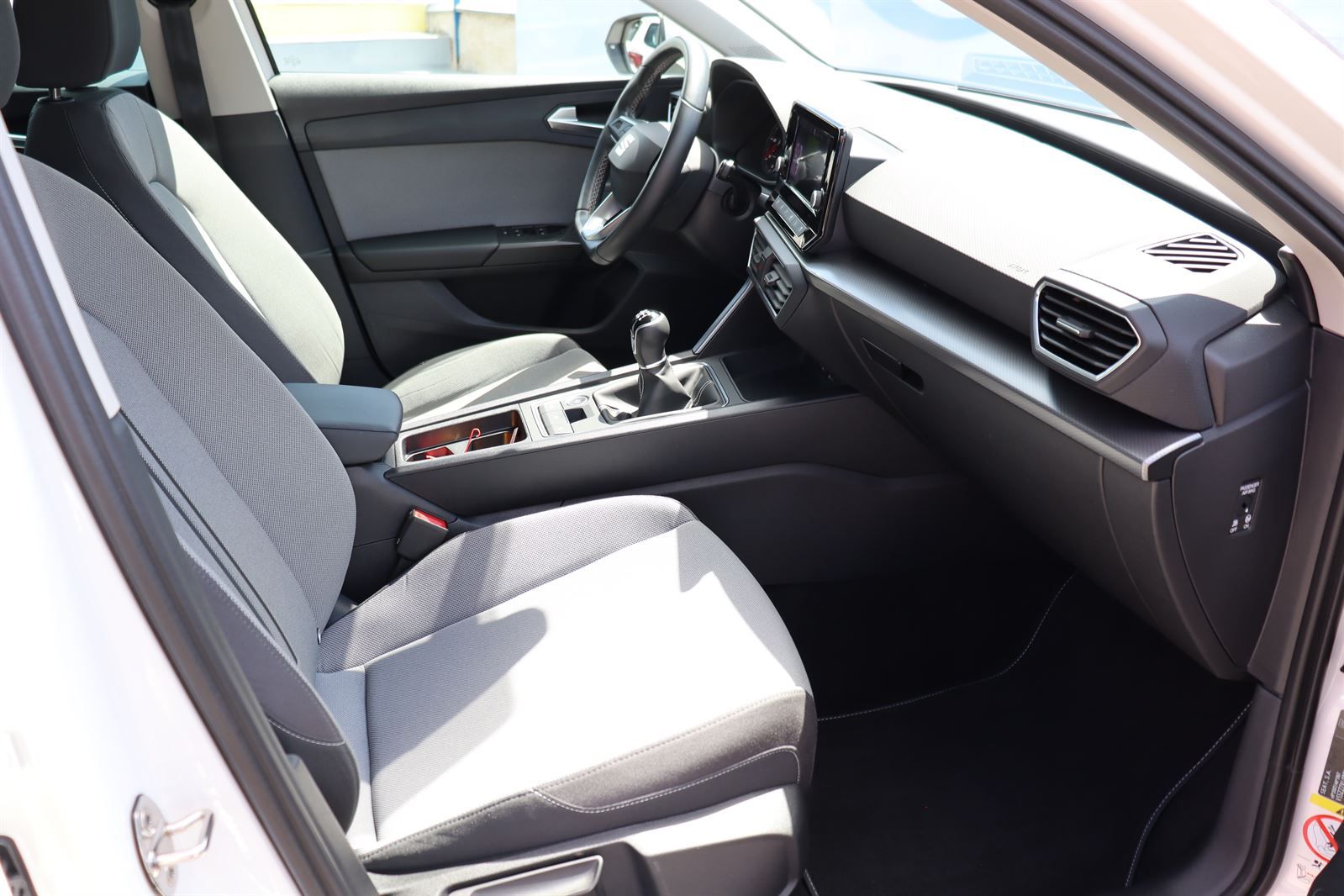 Seat Leon, 2.0 TDI Style ST - fotka 4