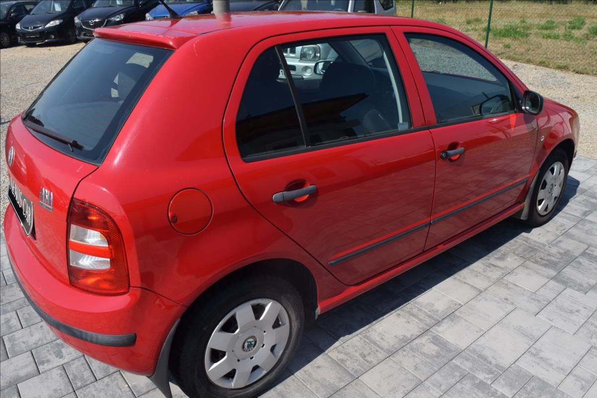 Škoda Fabia, 1,2 HTP 40KW PLATNÁ STK - fotka 4