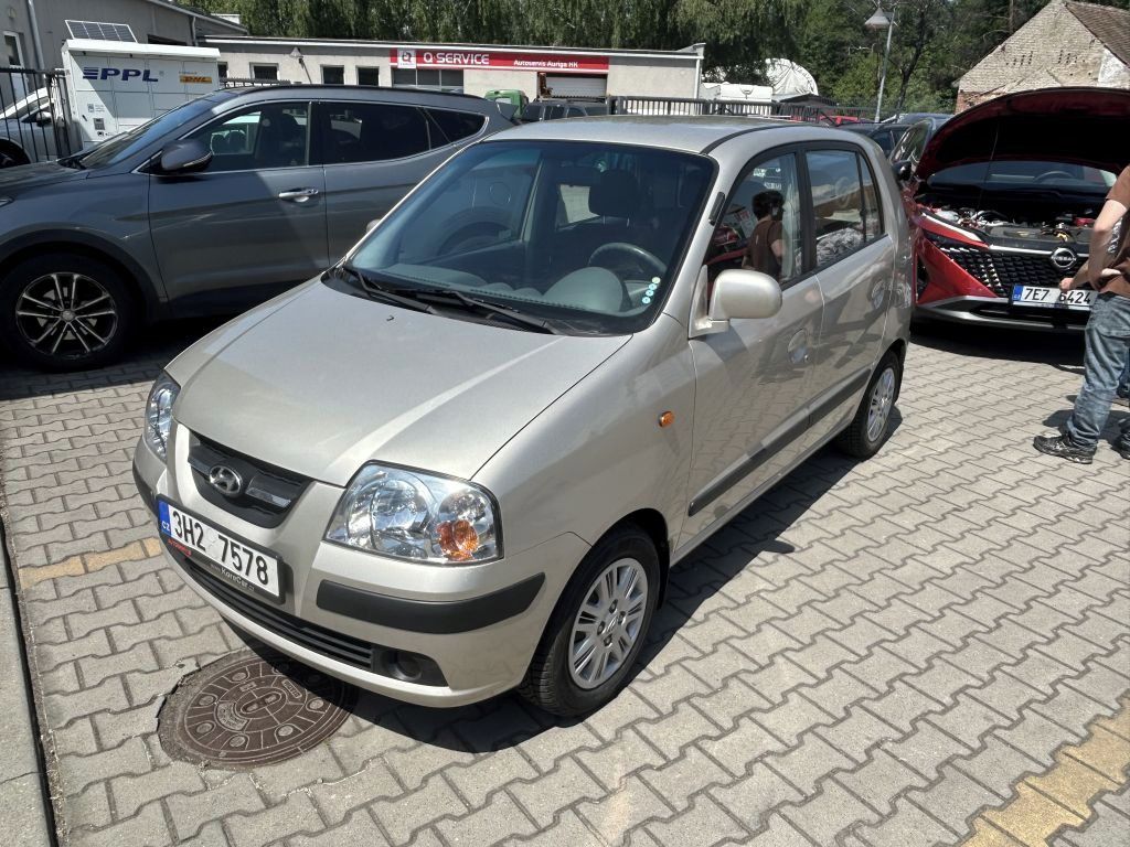 Hyundai Atos, 1.1i 46kW 1. Maj. ČR - fotka 2