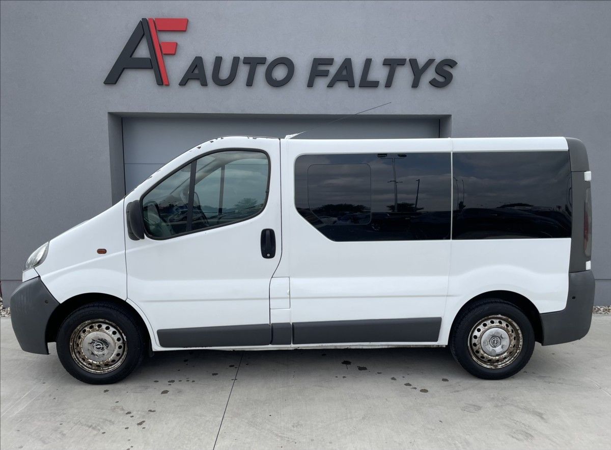 Opel Vivaro, 1,9 DCi 74KW 9.MÍST - fotka 6