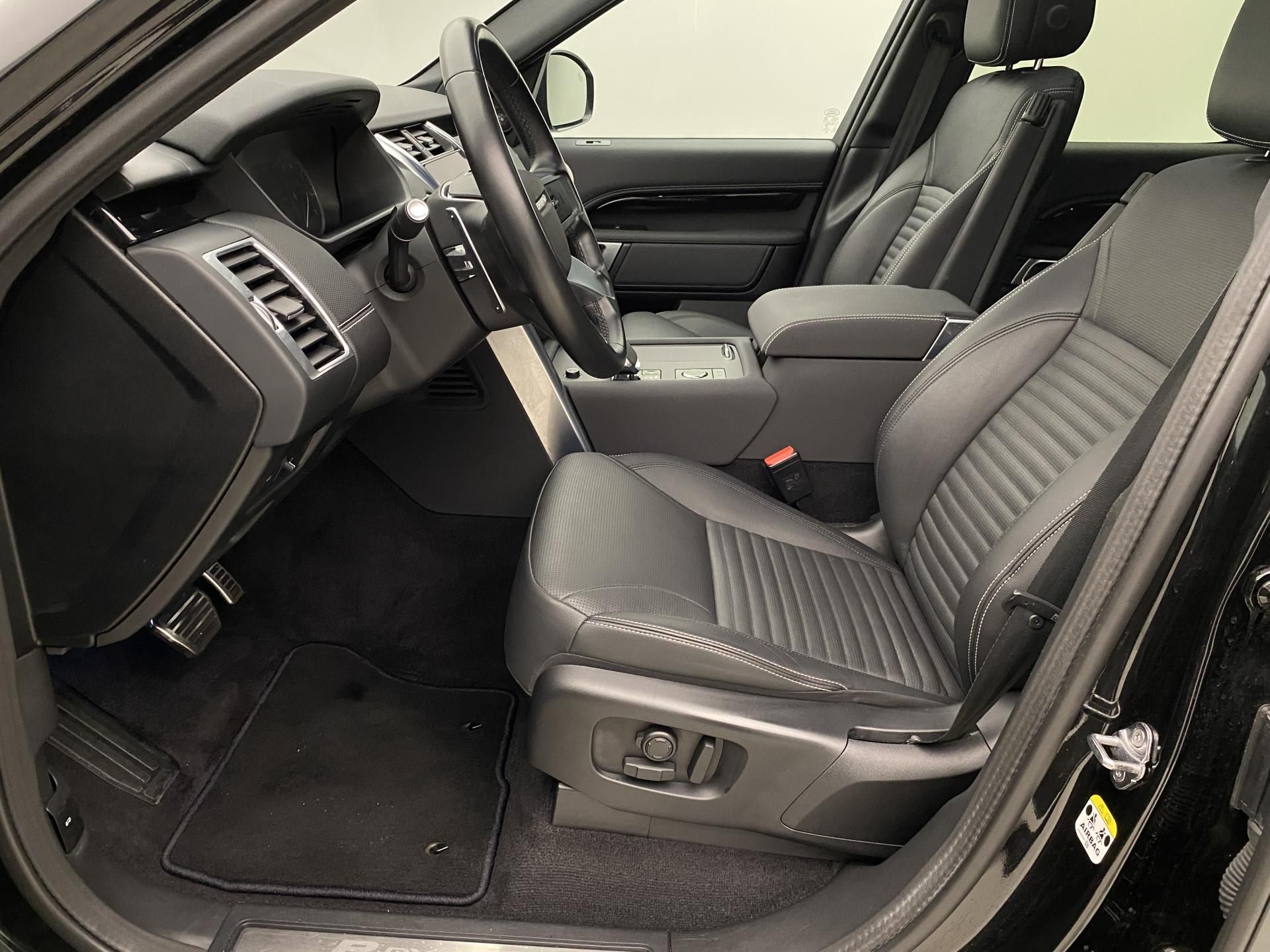 Land Rover Discovery, P360 R-DYNAMIC SE AWD AUT CZ - fotka 3