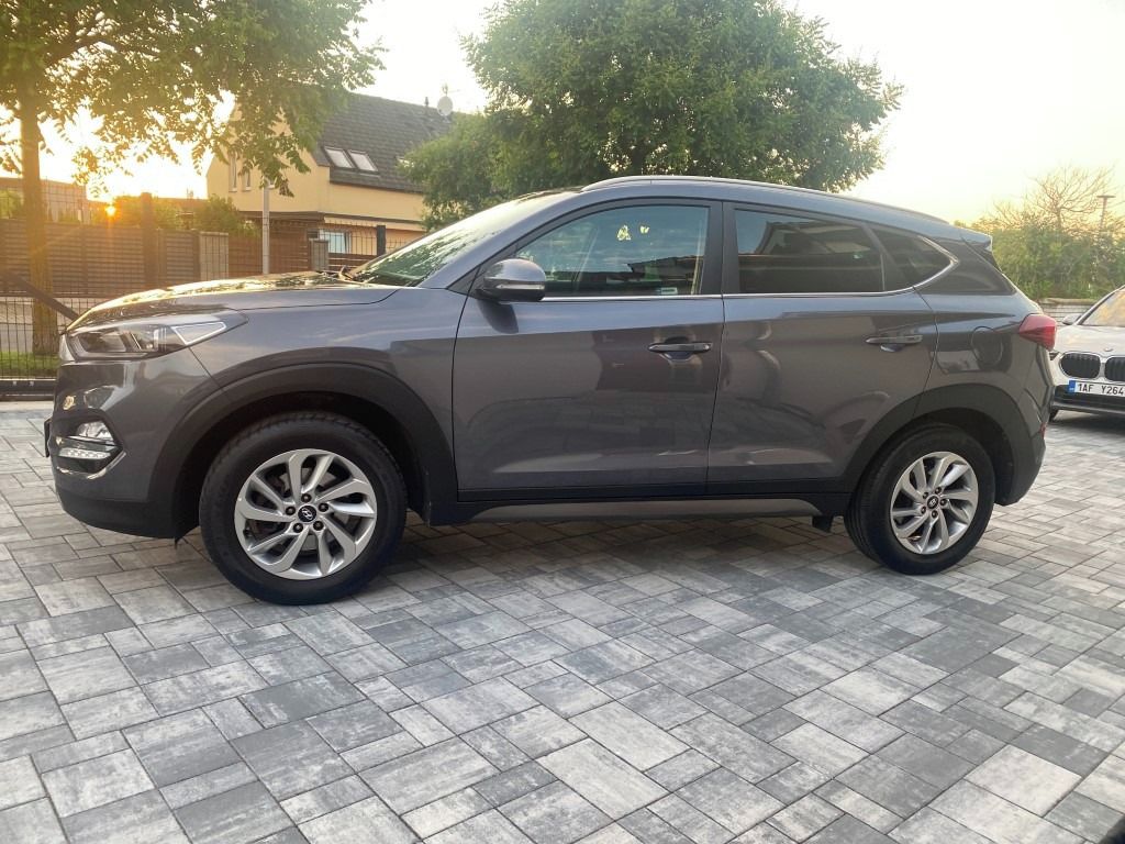Hyundai Tucson, 1,6 GDi 97kw, Serviska - fotka 4