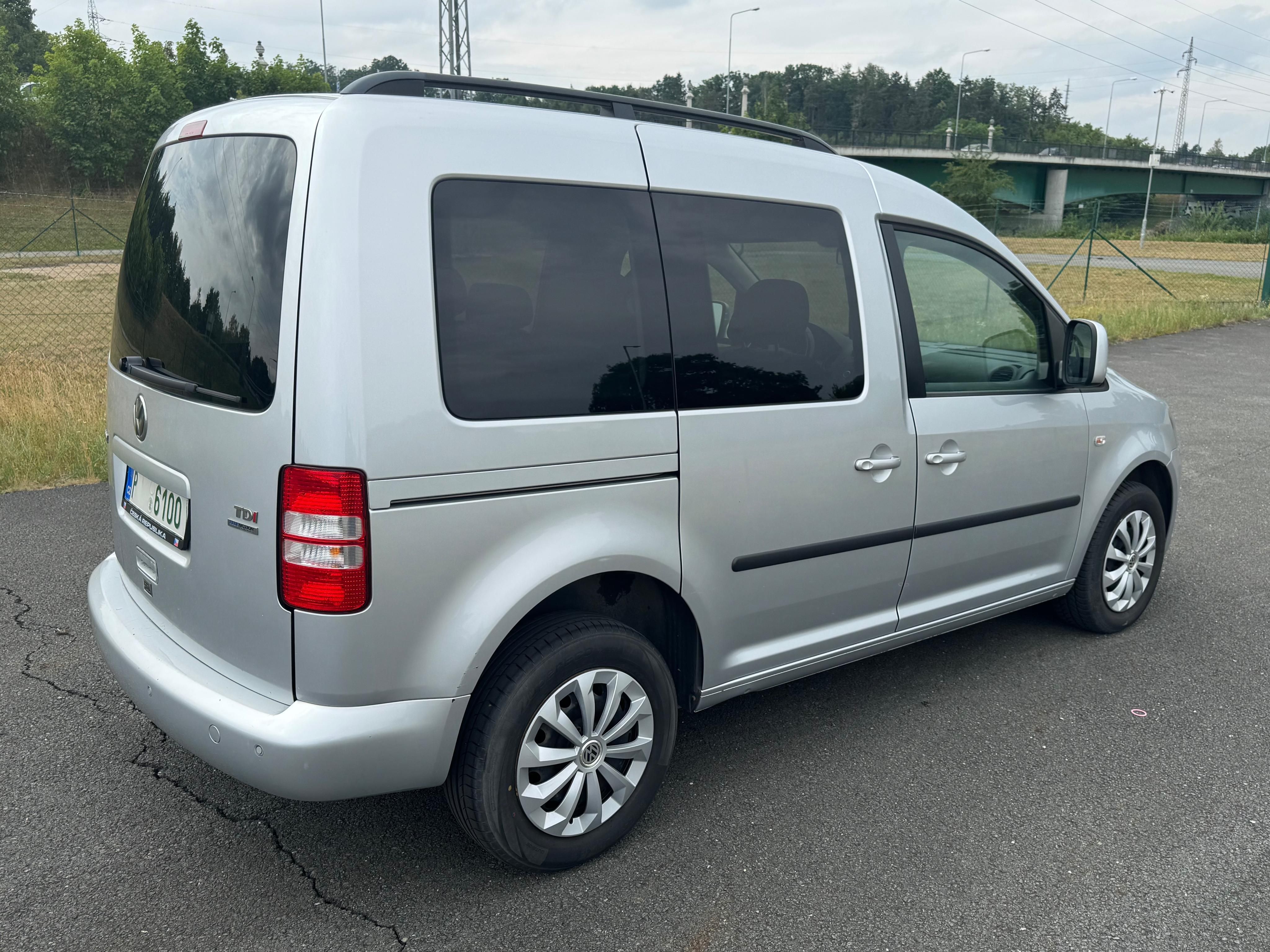 Volkswagen Caddy, FAMILY 1.6TDI DOVOZ BELGIE - fotka 3