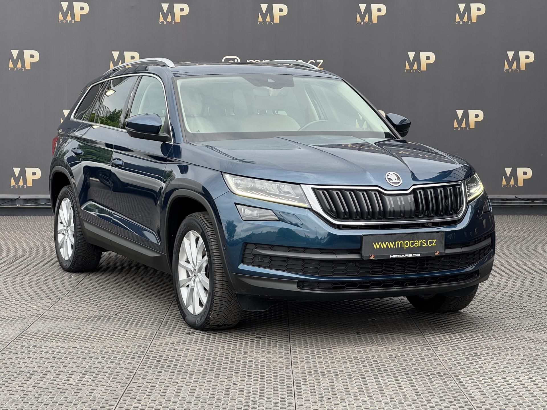 Škoda Kodiaq, 2.0TSi DSG 4X4 Style, ACC PANO - fotka 3