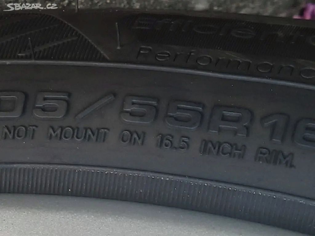 Škoda Octavia, 1,6 MPI - fotka 6