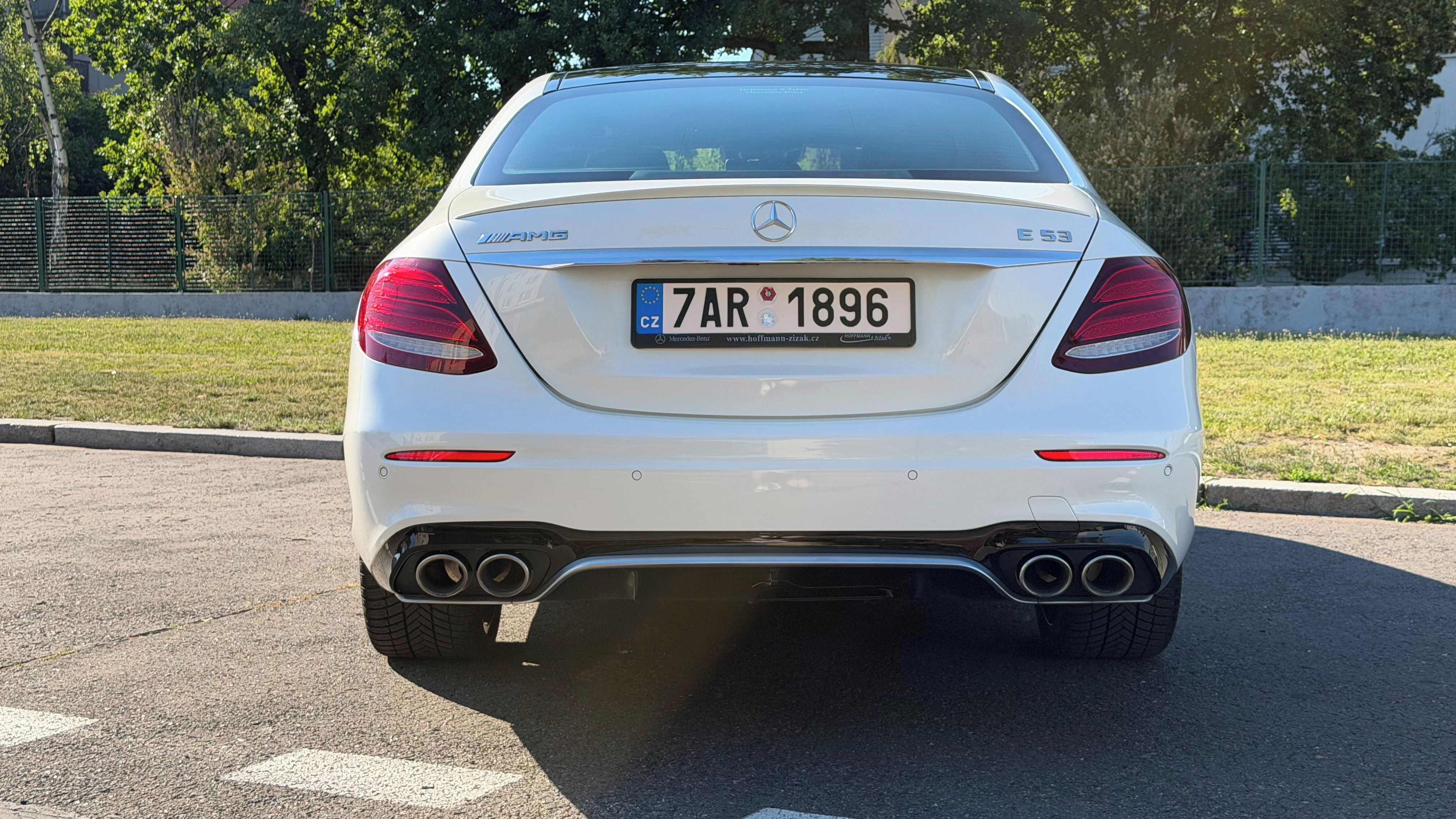 Mercedes-Benz Třídy E, Mercedes-Benz AMG E53 4MATIC - fotka 6