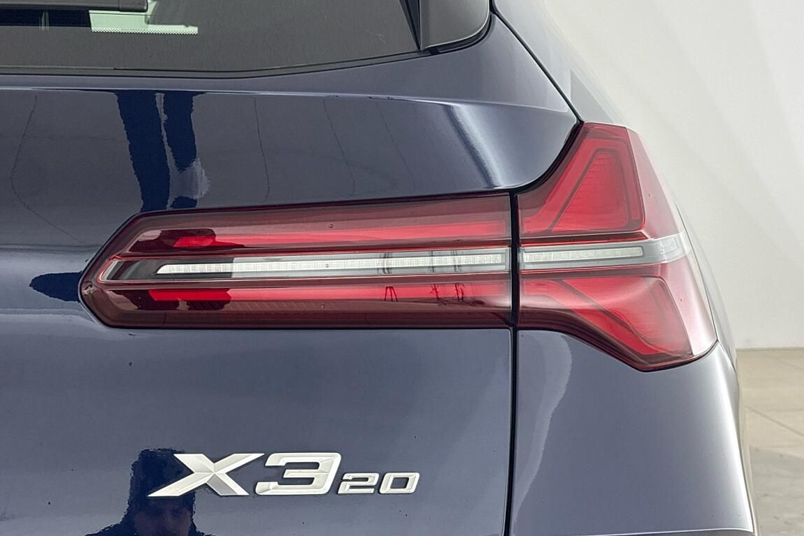 BMW X3, xDrive20 - fotka 4