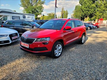 1,0 TSI,navi,výhřev,klima,led