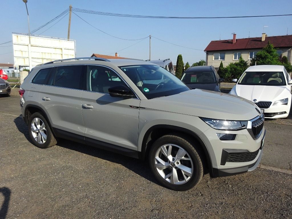Škoda Kodiaq, FC Style 1,5TSI-DSG-2023-1.Maj - fotka 3