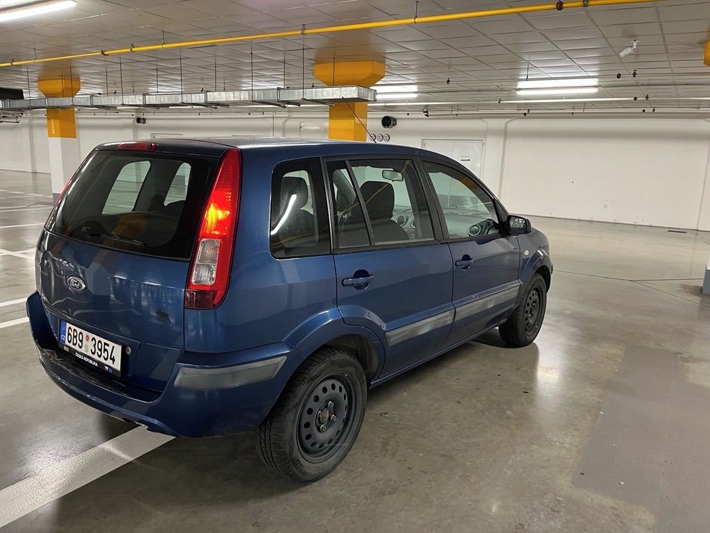 Ford Fusion - fotka 3