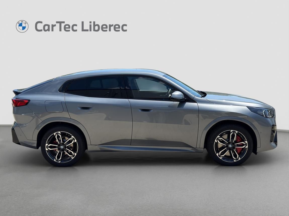 BMW X2, sDrive18d - fotka 5