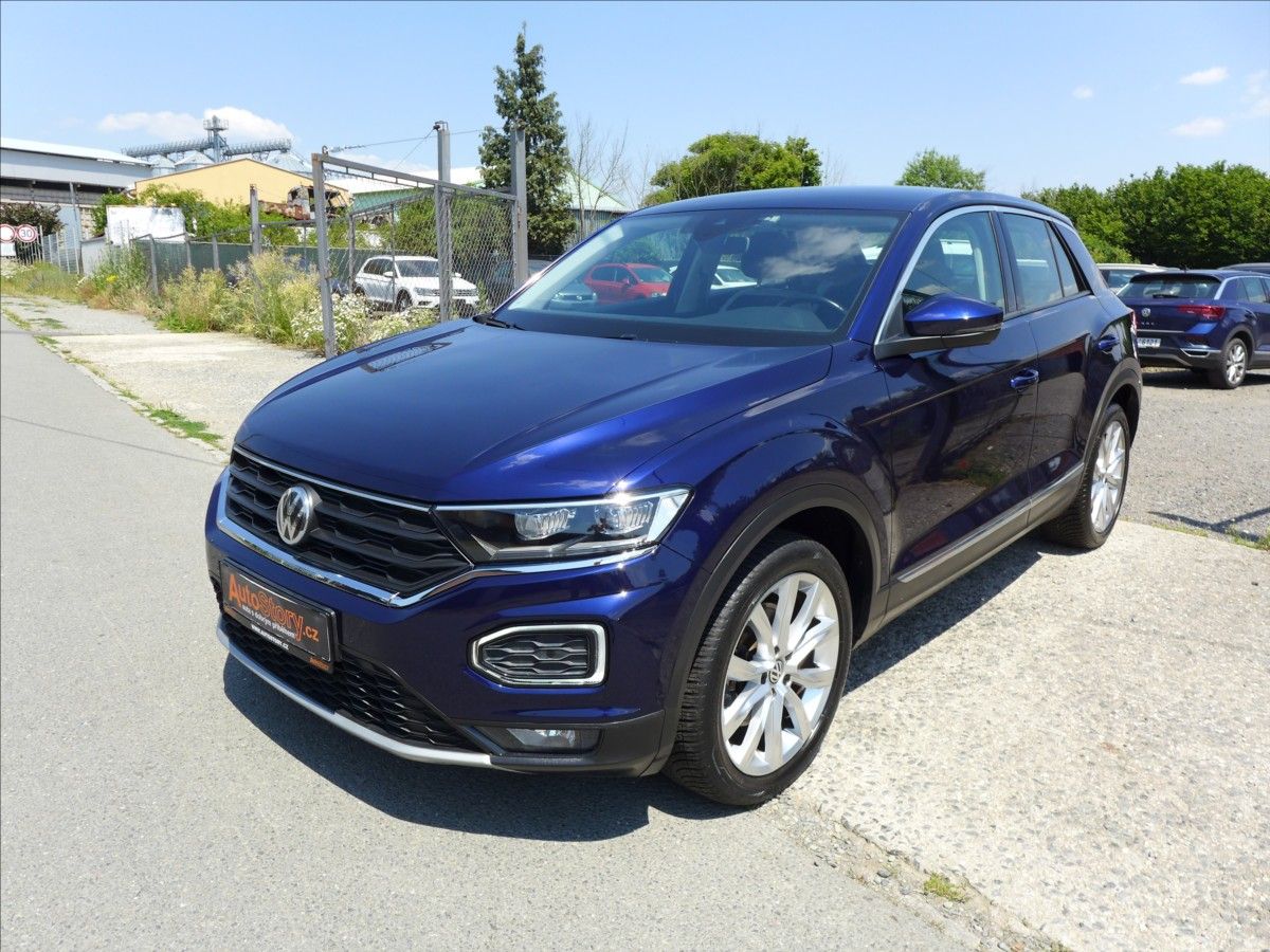 Volkswagen T-Roc, 2,0 TDI  110KW 4x4 VIRTUAL LED - fotka 2