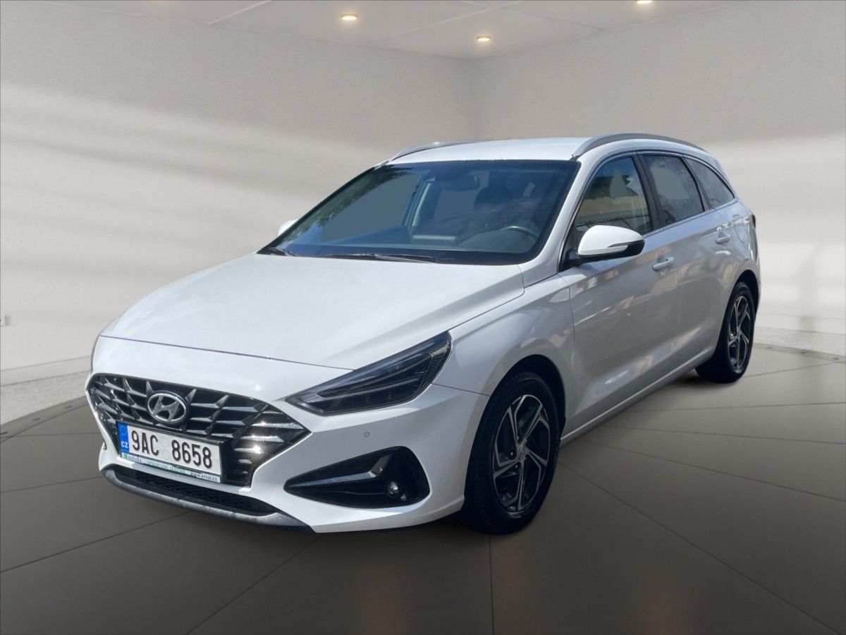 Hyundai i30, 1,6 CRDI Smart - fotka 3