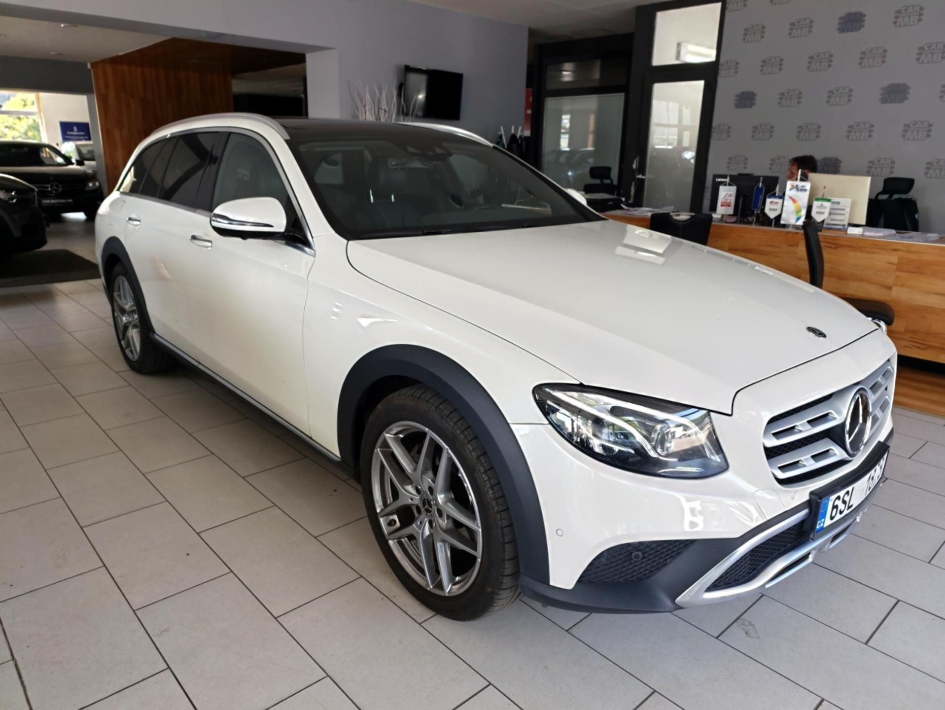 Mercedes-Benz Třídy E, E220CDI All-terrain TOP VÝBAVA - fotka 4