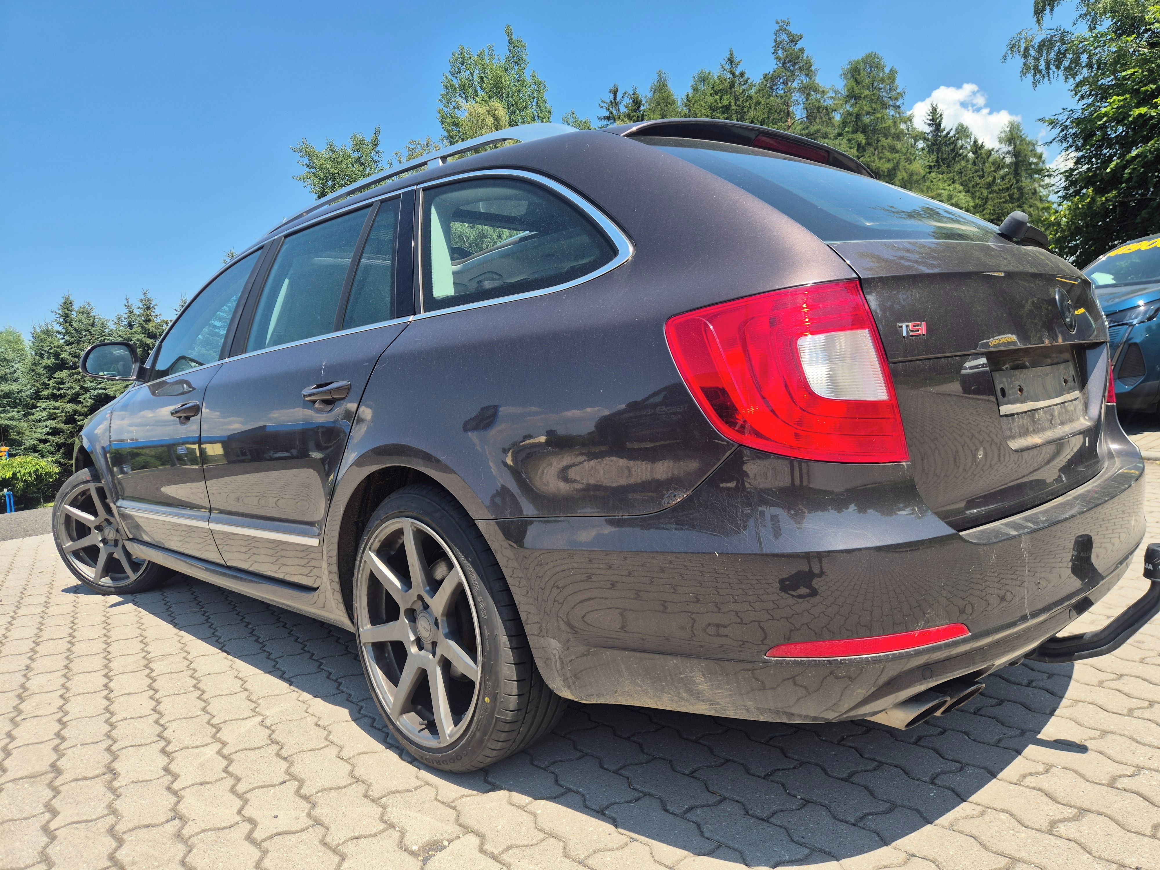 Škoda Superb, 1 maj.plný servis ZÁRUKA 1 ROK - fotka 3