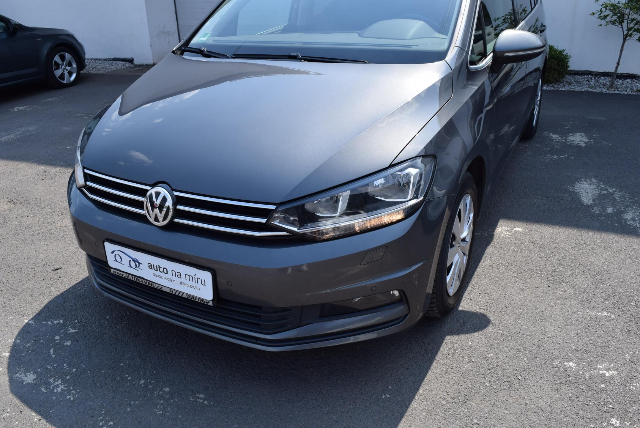 Volkswagen Touran, 1.4TSI 110kw CLBMT 7MÍST TAŽNÉ - fotka 2