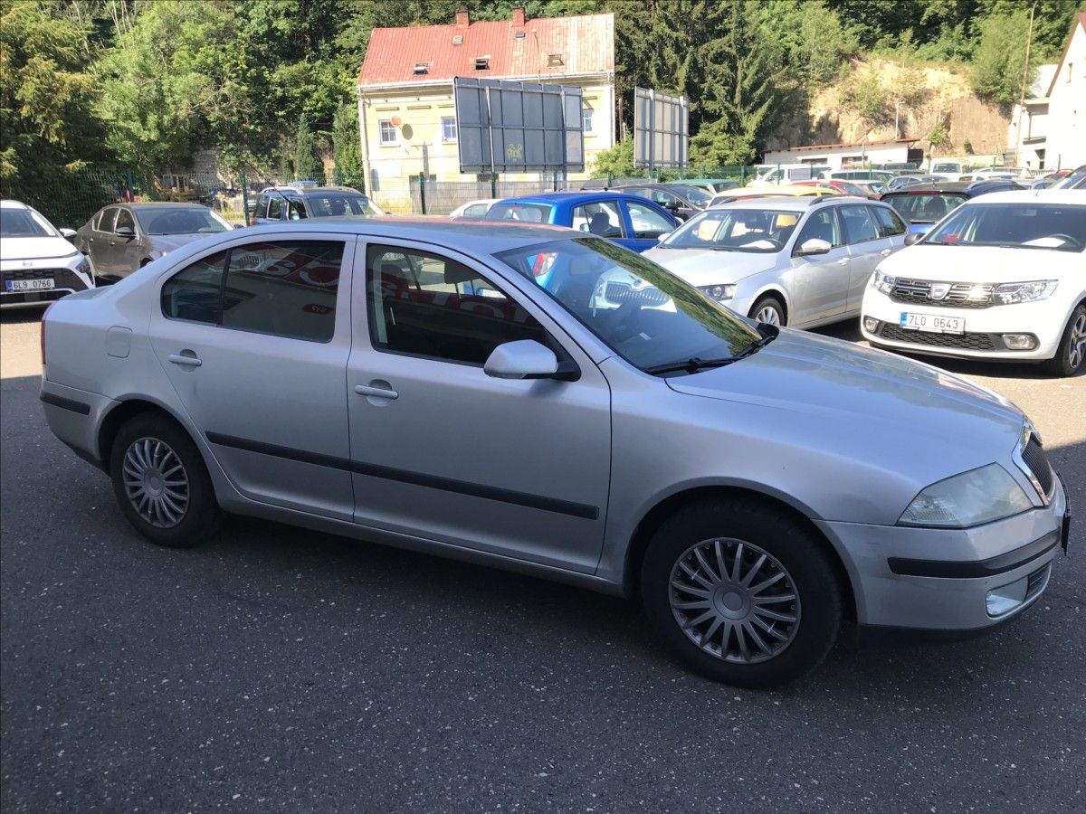 Škoda Octavia, 1,9 TDi 77kW - fotka 4