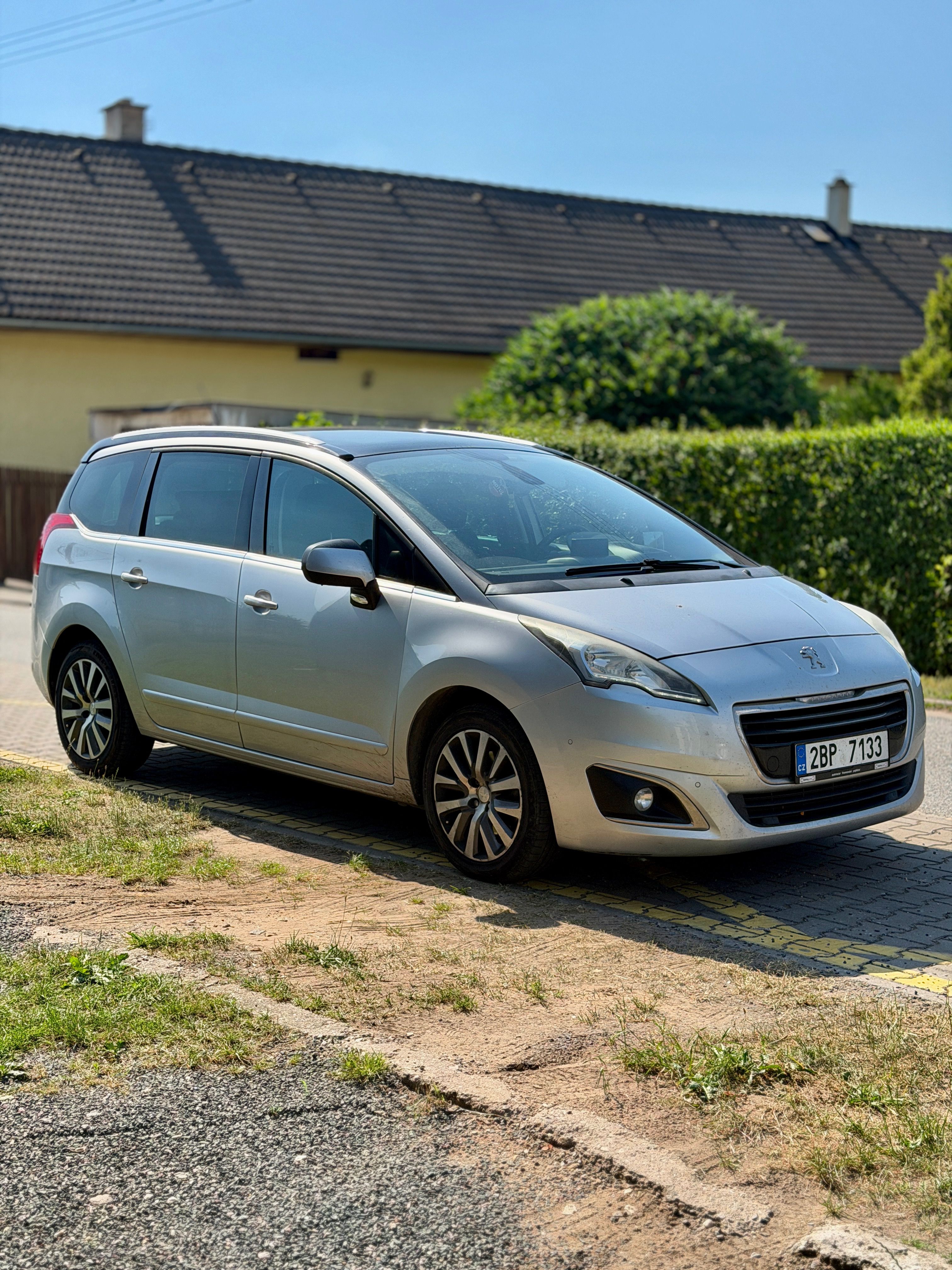 Peugeot 5008, 2.0HDi Automat komplet servis - fotka 2
