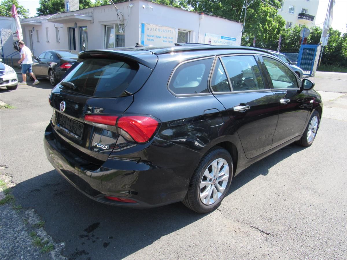 Fiat Tipo, 1,6 MultiJet Automat - fotka 6