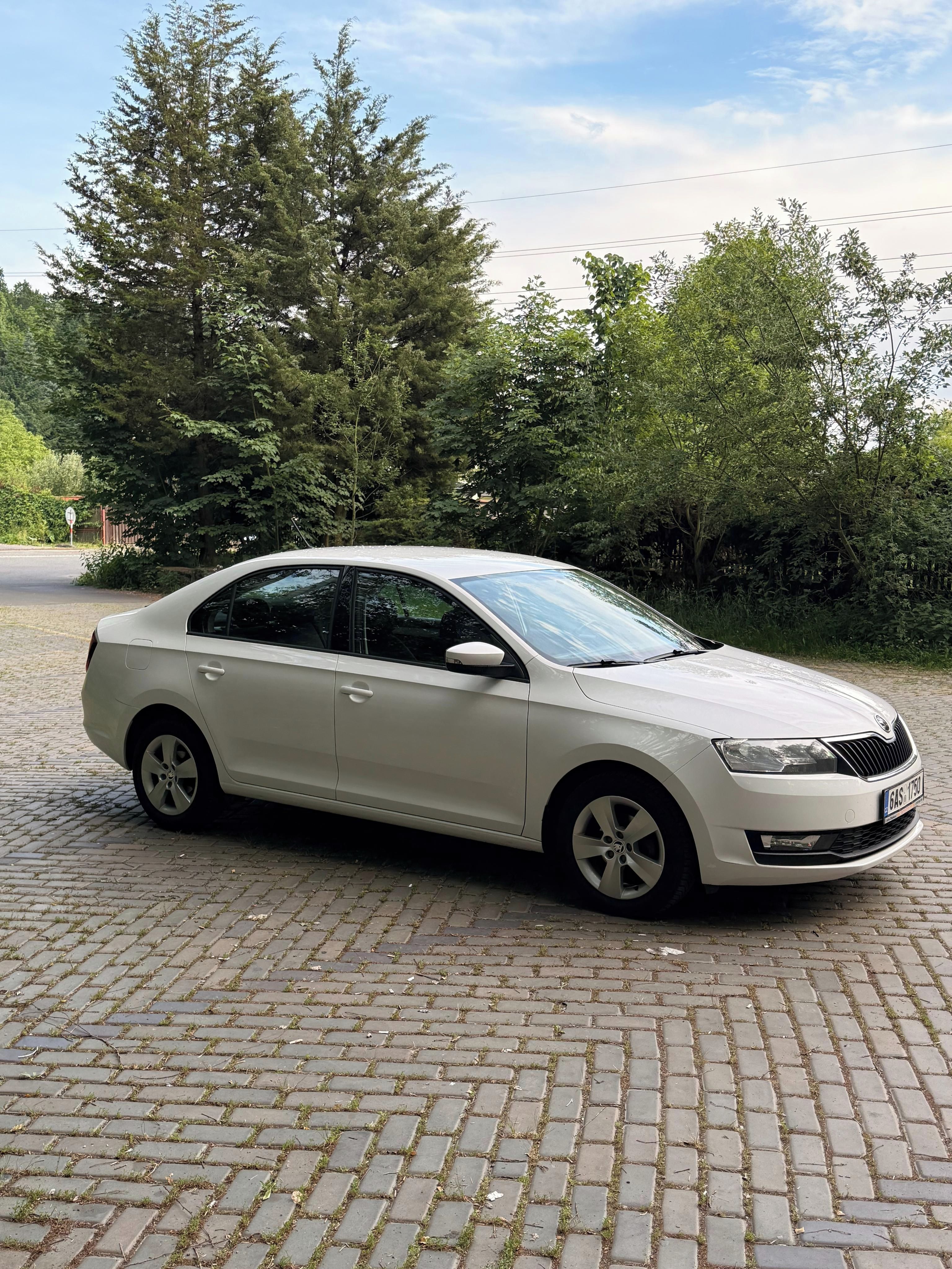 Škoda Rapid, 1.0 TSI - fotka 3