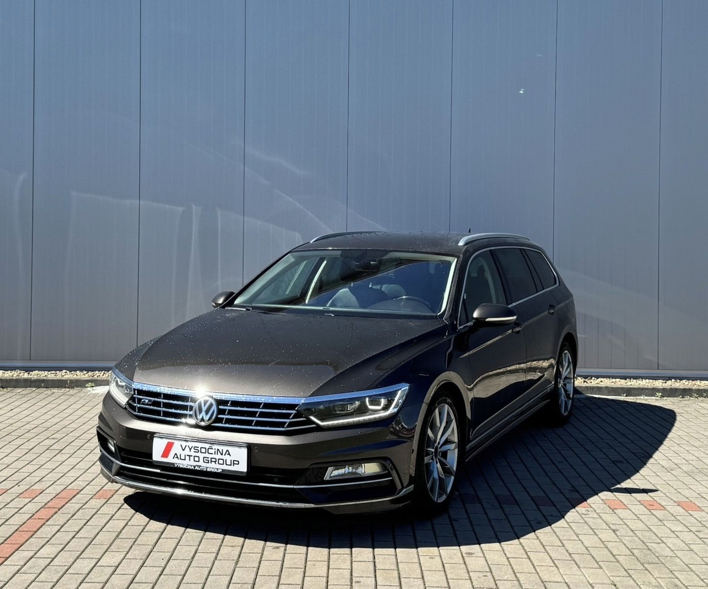 Volkswagen Passat, 2.0 TDi 110kW DSG7 R-line,ACC - fotka 3