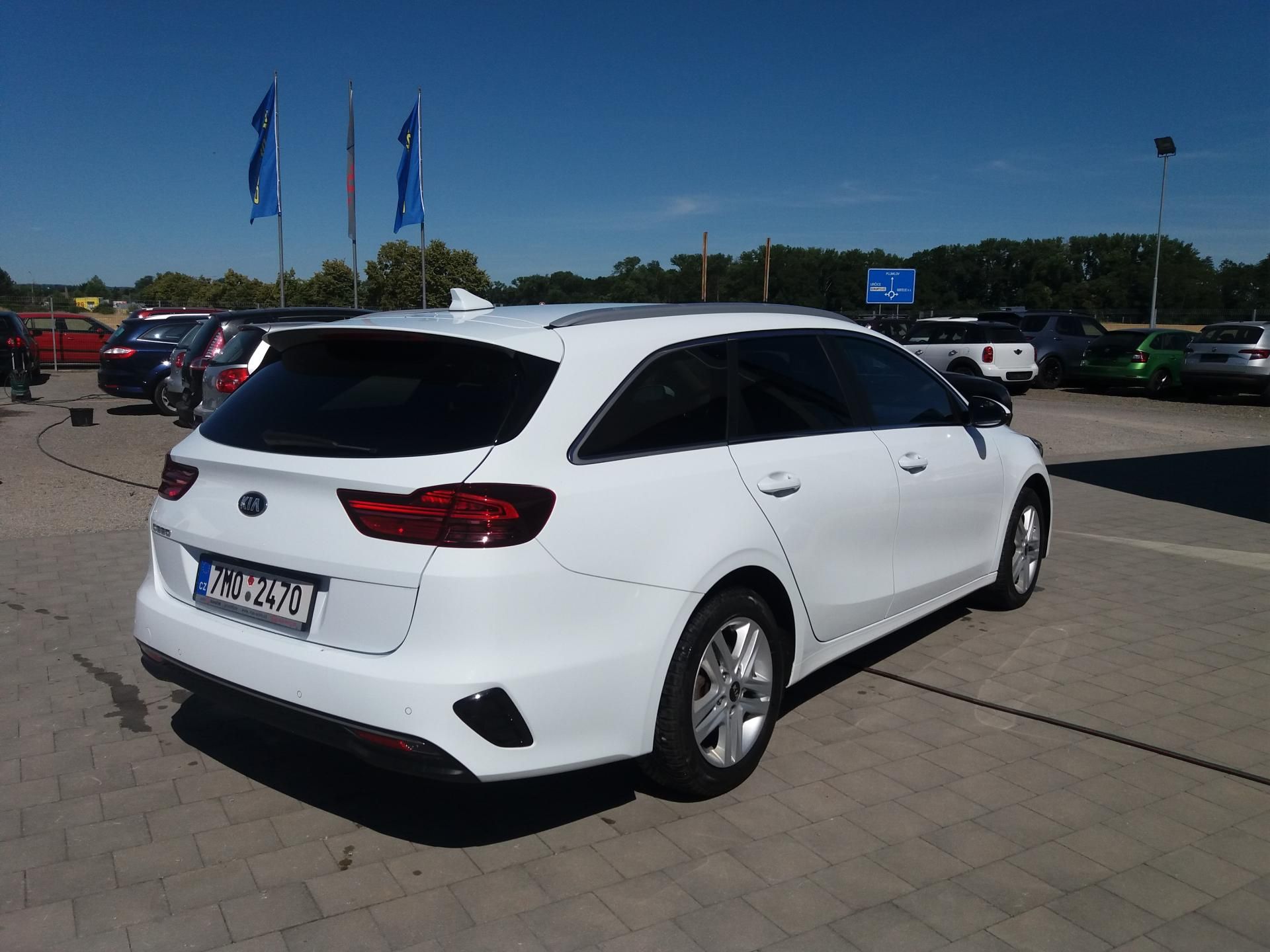 Kia Cee´d, 1.6CRDi,100kW,1.MAJITEL-ČR!! - fotka 6